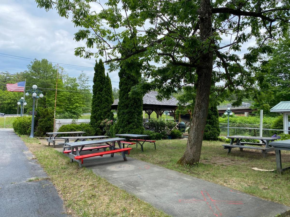 Adirondack Oasis Motel Lake George Exterior foto