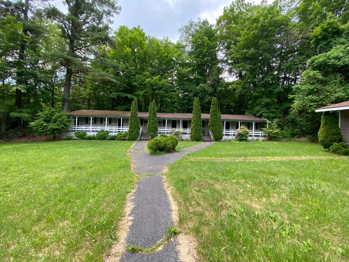 Adirondack Oasis Motel Lake George Exterior foto