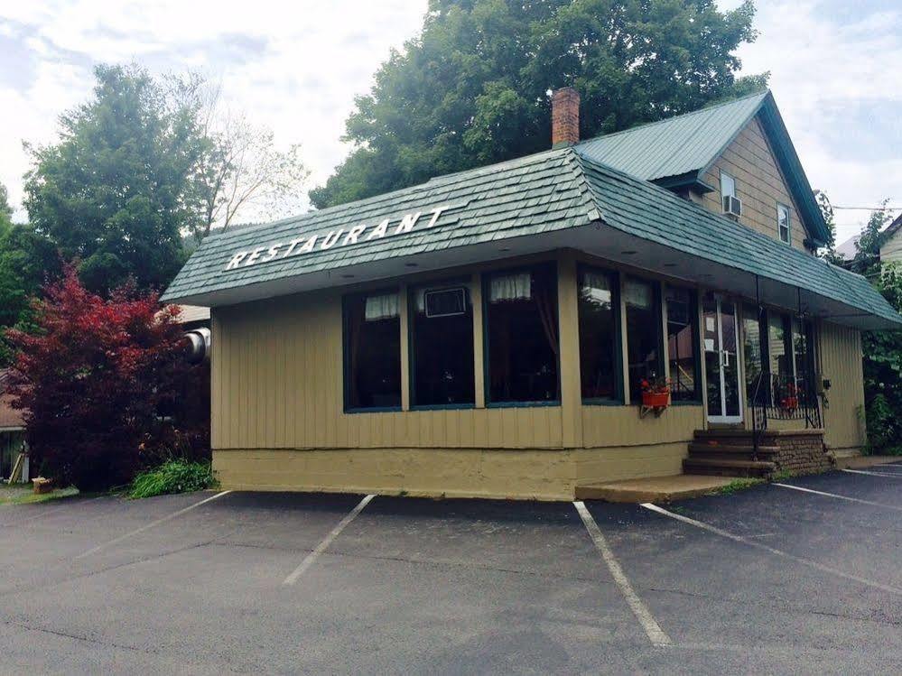 Adirondack Oasis Motel Lake George Exterior foto